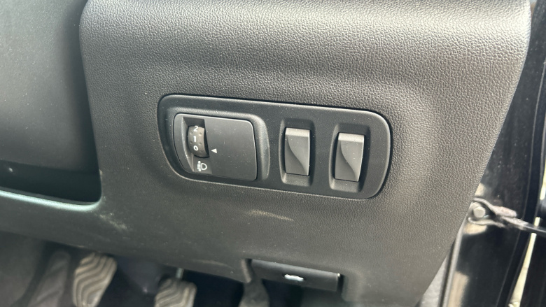 Renault Kadjar 1.3 TCE Dynamique S Nav 5dr Petrol Hatchback